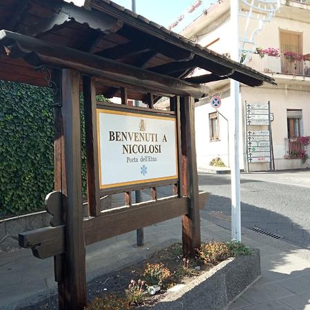 La Casa Di Ary Alle Pendici Dell'Etna Nicolosi Exterior photo
